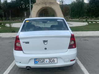 Dacia Logan foto 2