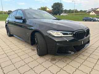 BMW 5 Series foto 4