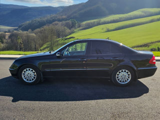 Mercedes E-Class foto 9