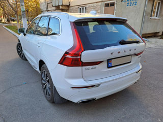 Volvo XC60 foto 2