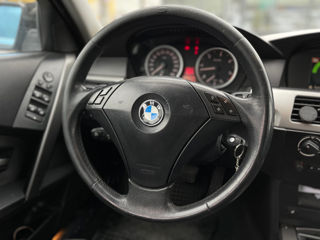 BMW 5 Series foto 11