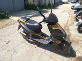 aprilia piaggio yamaha foto 7