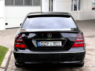 Mercedes E-Class foto 3