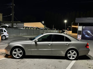 Mercedes E-Class foto 4