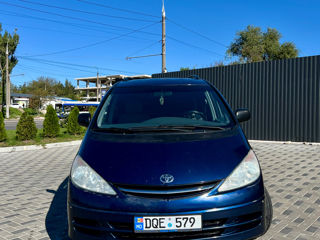 Toyota Previa foto 2