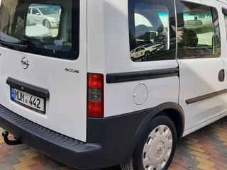 Opel Combo foto 4