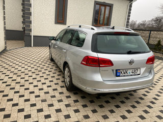 Volkswagen Passat foto 4