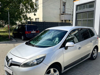 Renault Grand Scenic foto 1