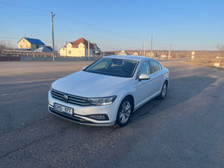 Volkswagen Passat foto 0