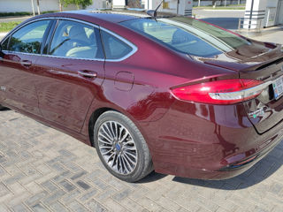 Ford Fusion foto 3