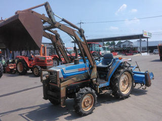 Tractor Japonez Iseki TA230F foto 2