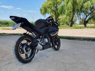 Yamaha YZF R125 foto 5