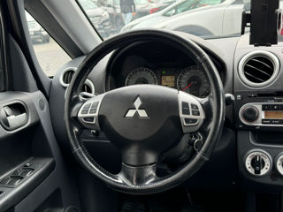 Mitsubishi Colt foto 11