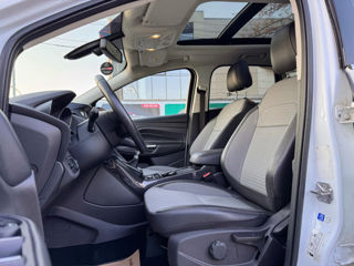 Ford Kuga foto 5