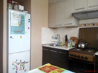 Se vinde apartament cu doua odai in suburbia Chisinaului (Floreni, linga Singera) foto 6