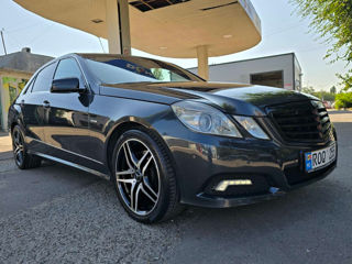 Mercedes E-Class foto 3