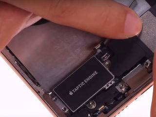 iPhone XS MAX Не поступает заряд? Приноси – исправим! foto 1