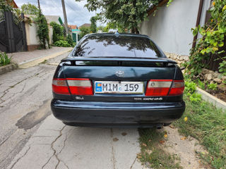 Toyota Carina foto 3