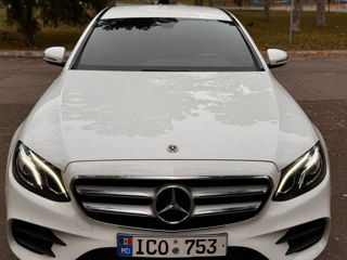 Mercedes E-Class foto 2