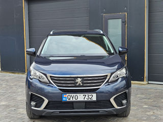 Peugeot 5008 фото 2