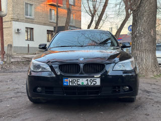 BMW 5 Series foto 10