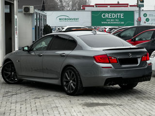 BMW 5 Series foto 5