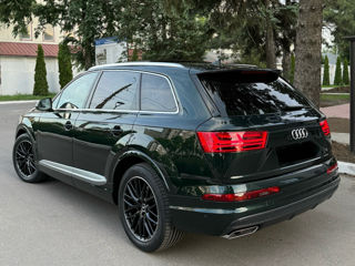 Audi Q7 фото 4