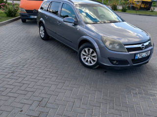 Opel Astra foto 2