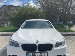 BMW 5 Series foto 8