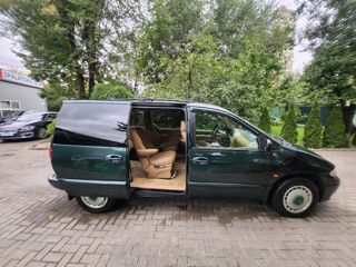 Chrysler Voyager foto 6