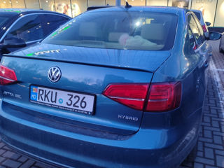 Volkswagen Jetta foto 8