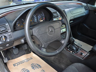 Mercedes C Class foto 7