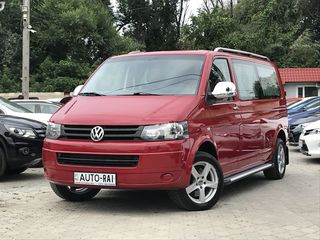 Volkswagen Caravelle foto 2