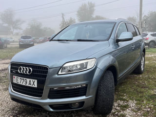 Audi Q7 foto 2