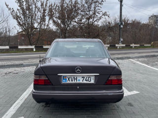 Mercedes Series (W124) foto 5