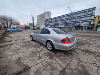 Mercedes E-Class foto 5