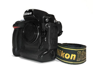 Nikon D2Xs + Sigma 28-200mm foto 2