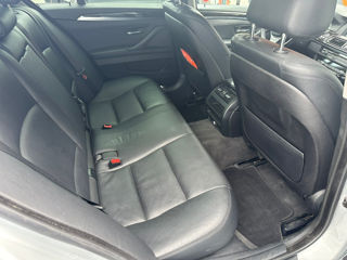 BMW 5 Series foto 14