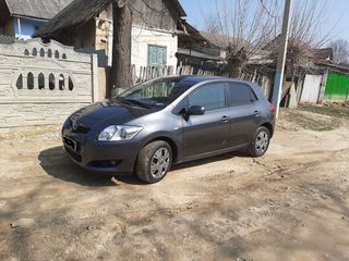 Chirie Auto Botanica, Procat Avto v Kisineve, Rent A Car, Moldova, Hybrid Toyota foto 9