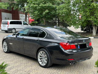 BMW 7 Series foto 4