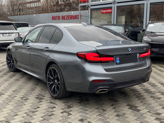 BMW 5 Series foto 3