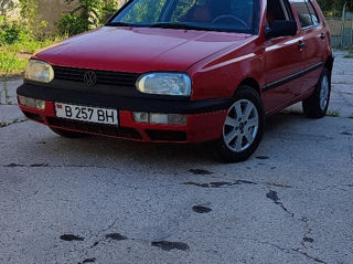 Volkswagen Golf foto 1