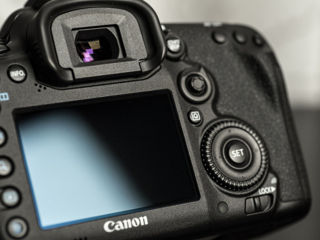 Canon 7D mark ii si Canon 7D body ideala foto 3