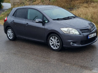 Toyota Auris foto 2