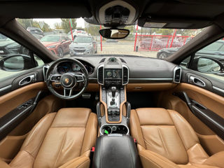 Porsche Cayenne foto 9