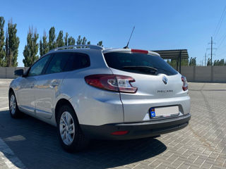 Renault Megane foto 2