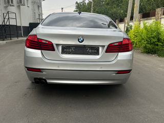 BMW 5 Series foto 5