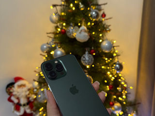 iPhone 13 Pro alpine green