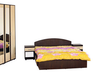 Mobilă stilată și practică în dormitor foto 3