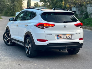 Hyundai Tucson foto 2